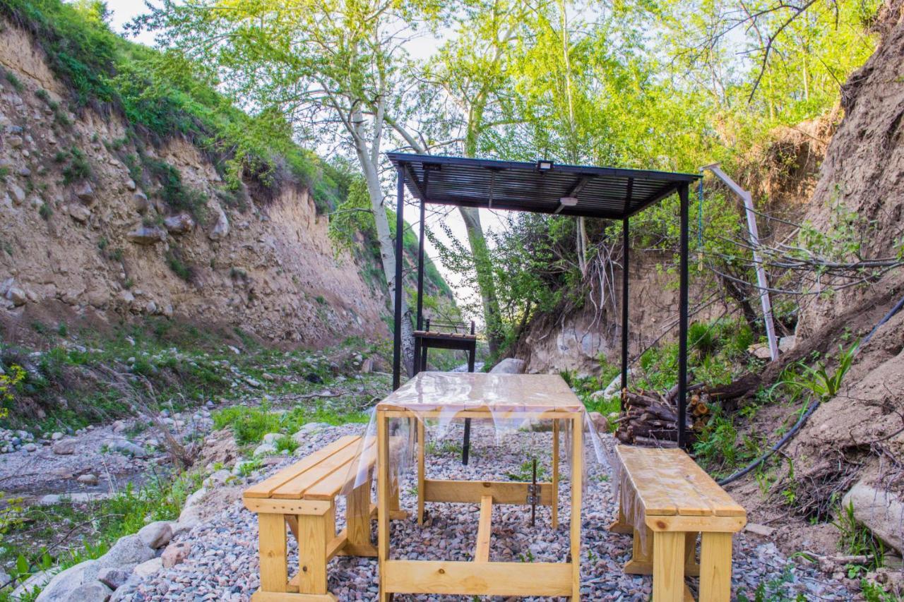Nasha Dacha Almaty Exterior foto
